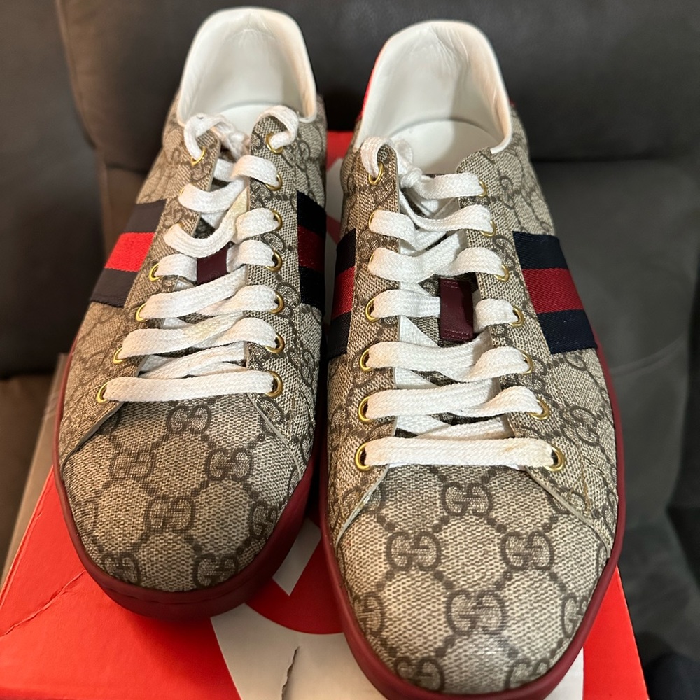Gucci shoes size 10 tan.